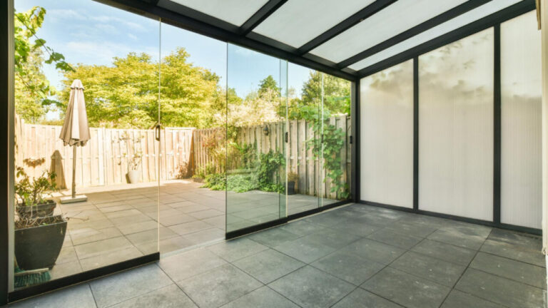 Véranda à Saujon : agrandissez et valorisez votre maison !